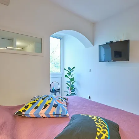 Apartment Combo